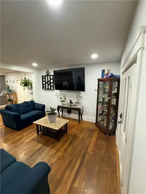 28 Cambridge Street, Providence, RI 02809