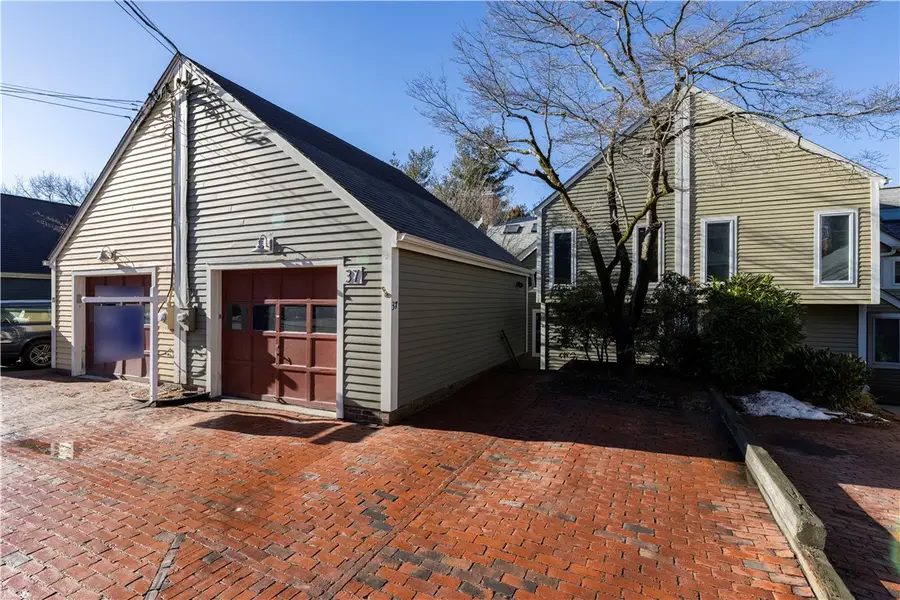 37 Pratt Street, Providence, RI 02906 - #2