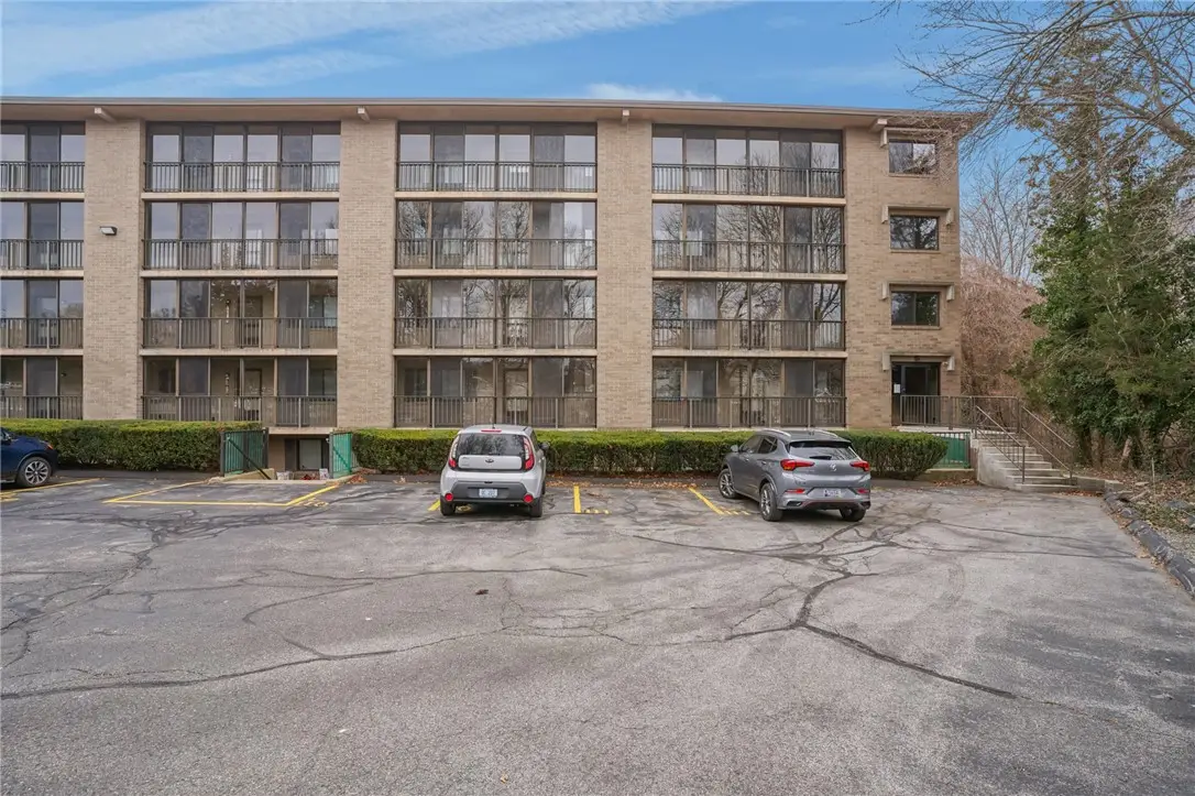 650 East Greenwich Avenue #B5 211, West Warwick, RI 02898 - Image #1