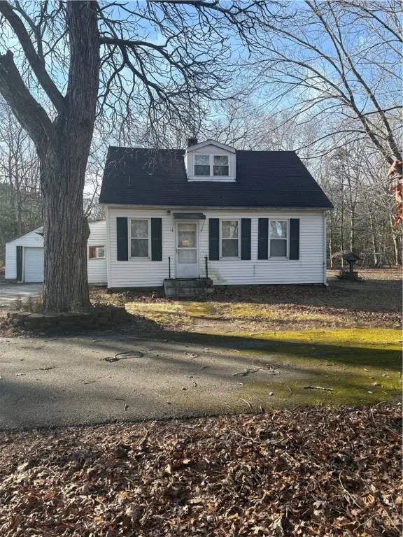 15 Airport Road, Coventry, RI 02816 - Image #1