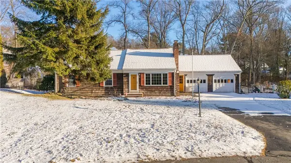 27 Bishop Drive, Cumberland, RI 02864