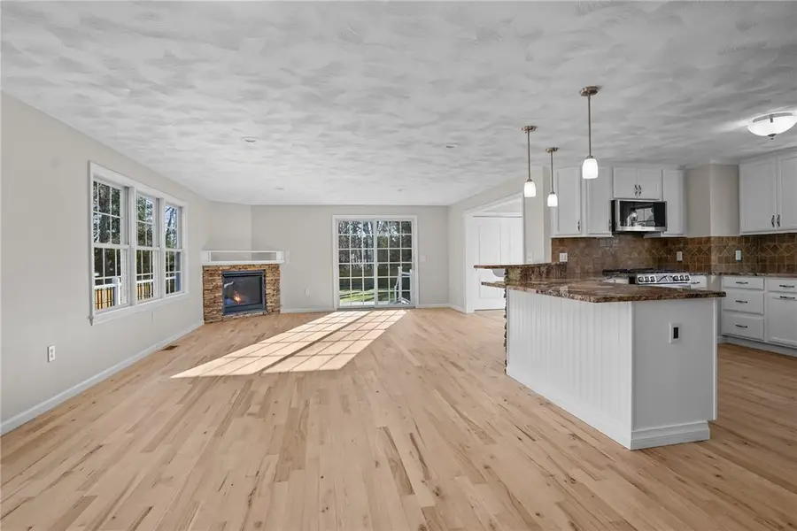 37 Holden Street, Coventry, RI 02816 - Image #3