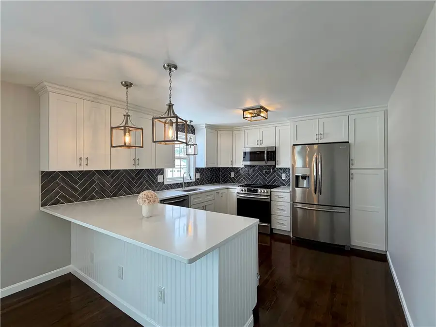 281 Abbott Run Valley Road, Cumberland, RI 02864 - Image #3