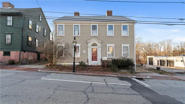 25 Post Road, Warwick, RI 02888