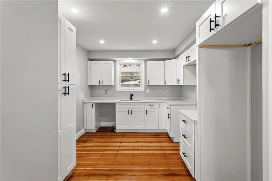 26 Spicer Street, Providence, RI 02905 - Image #3