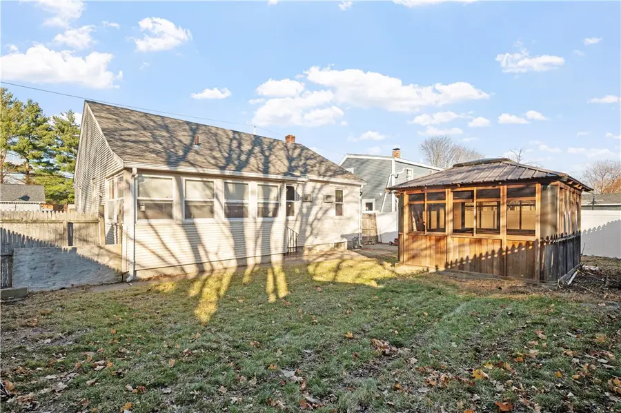 86 Sherwood Street, Cranston, RI 02920 - #3