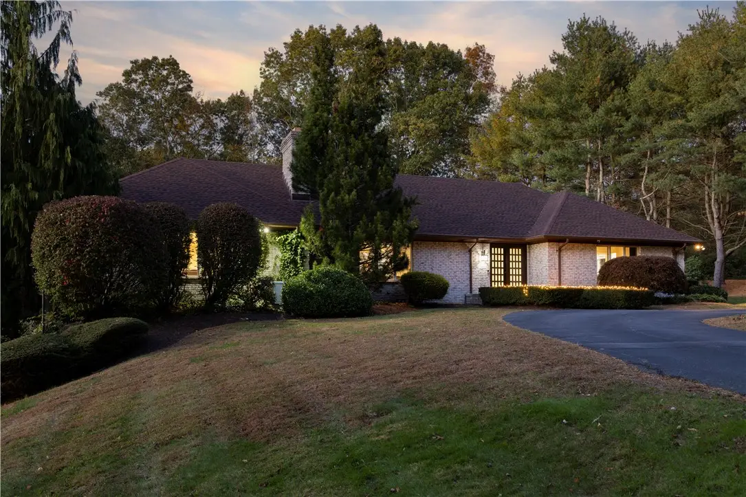 140 White Birch Circle, Scituate, RI 02831 - Image #1