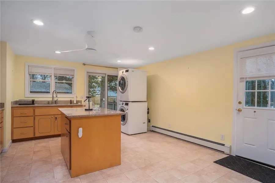 37 Ridge Road, East Greenwich, RI 02818 - Image #3