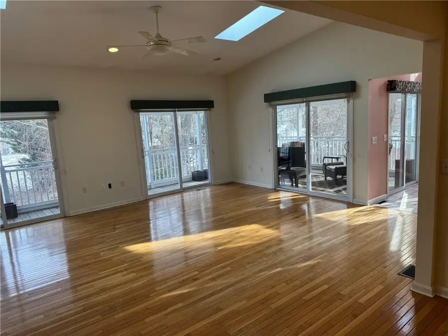 3 Apple Blossom Way, West Warwick, RI 02893 - Image #3