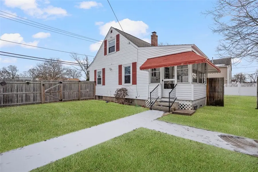 77 Buttonwoods Avenue, Warwick, RI 02886 - Image #3