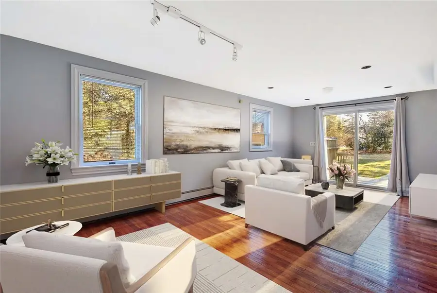 534 Curtis Corner Road, South Kingstown, RI 02879 - Image #3