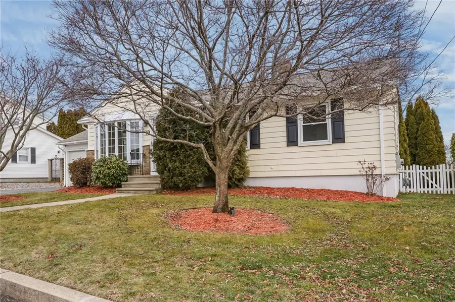 19 Salem Avenue, Cranston, RI 02920 - Image #2