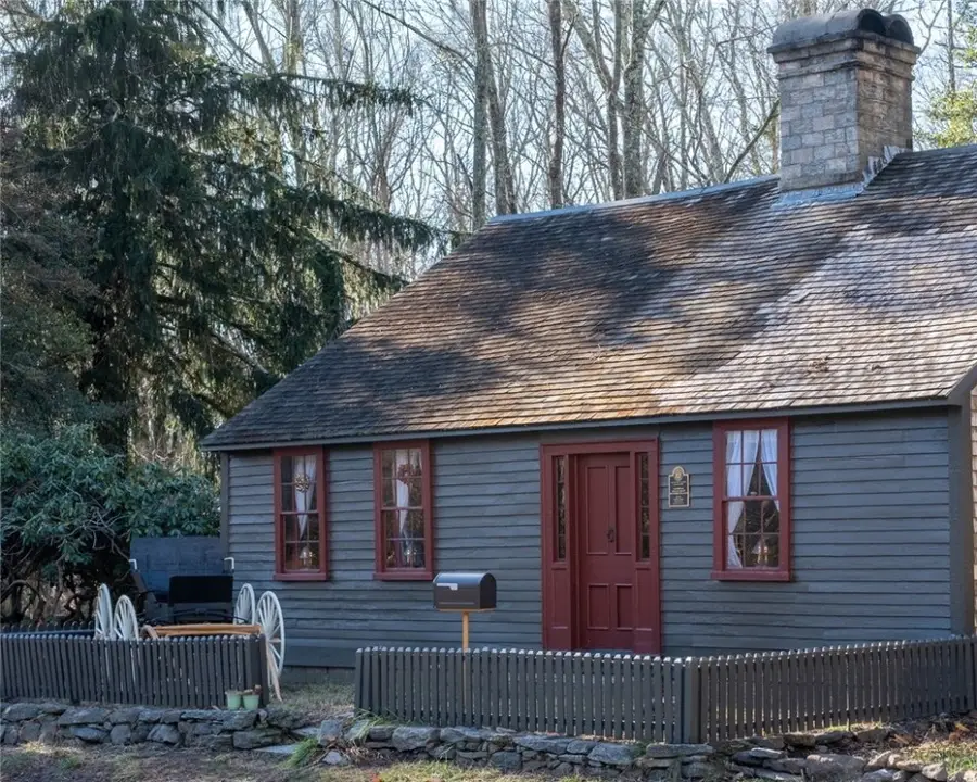 1724 South Road, South Kingstown, RI 02879 - Image #3