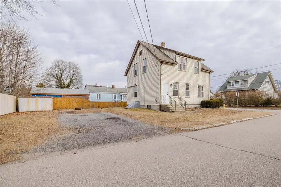 38 Madison Street, Pawtucket, RI 02861 - Image #3