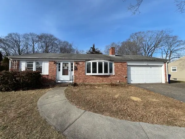 15 Plaza Drive, East Providence, RI 02915