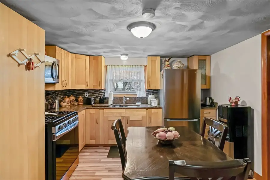 73 Trenton Street, Providence, RI 02906 - Image #2