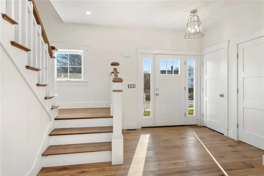 3 Knowlton Court, Bristol, RI 02809 - #2