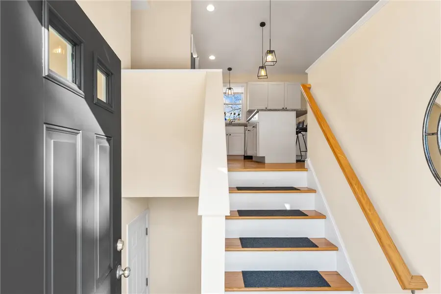 2 Leigh Lane, Riverside, RI 02915 - #3