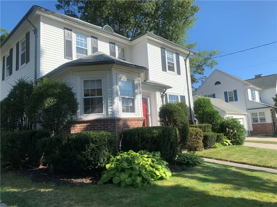 31 Elmcrest Avenue, Providence, RI 02908 - Image #3