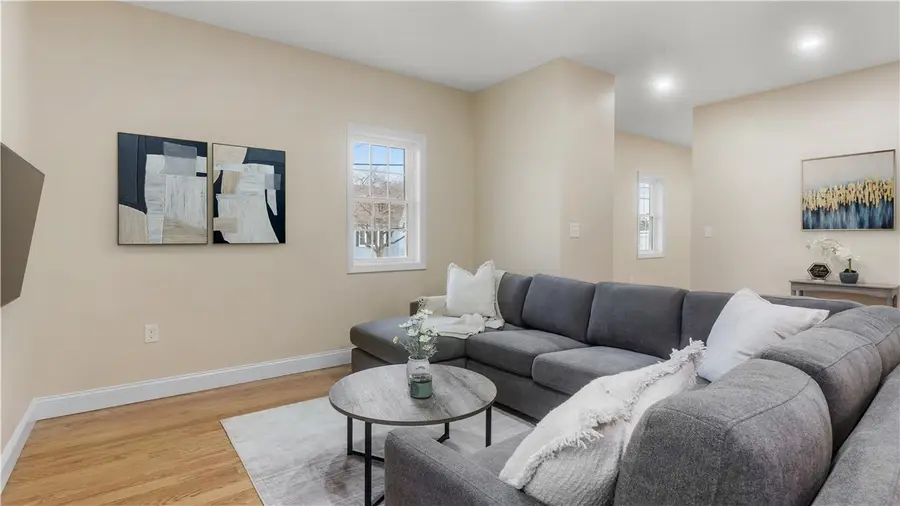 102 Ames Street, Pawtucket, RI 02861 - Image #2