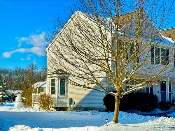67 Steeple Chase Circle #1, Attleboro, MA 02703