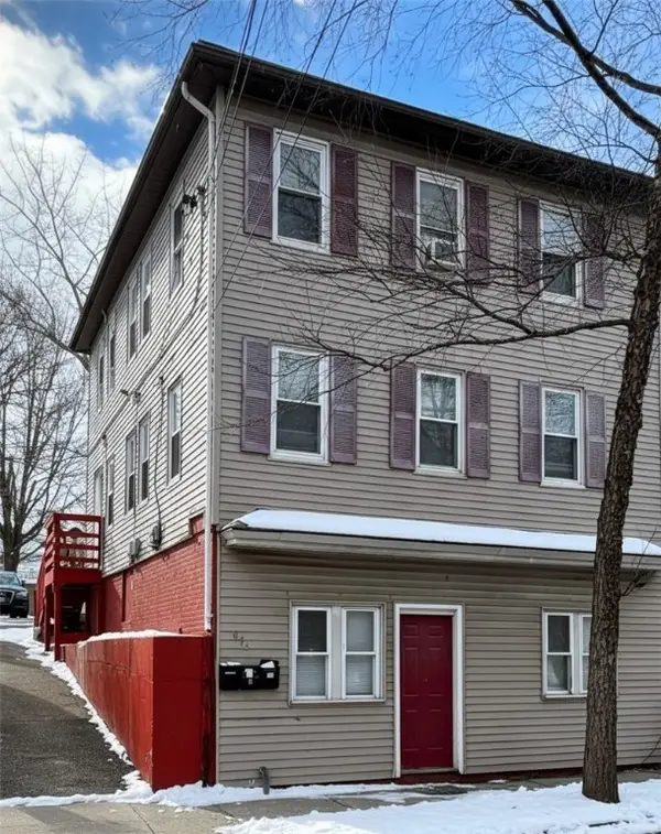 876 Douglas Avenue, Providence, RI 02908