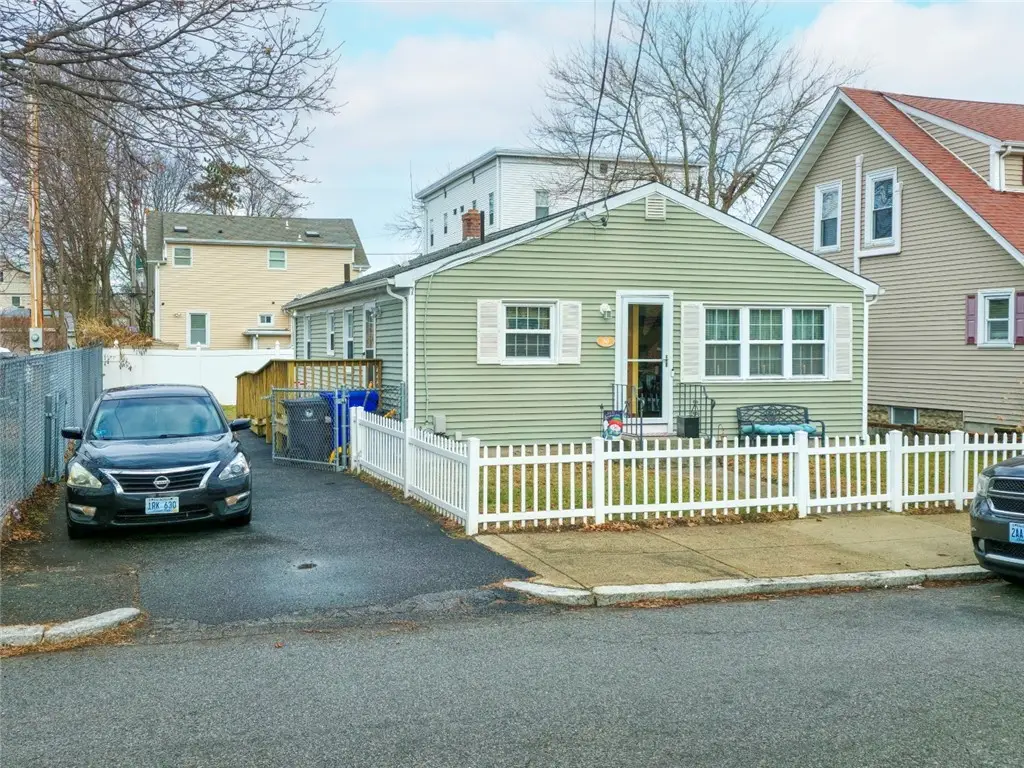 80 Oakland Avenue, Pawtucket, RI 02861 - Image #1
