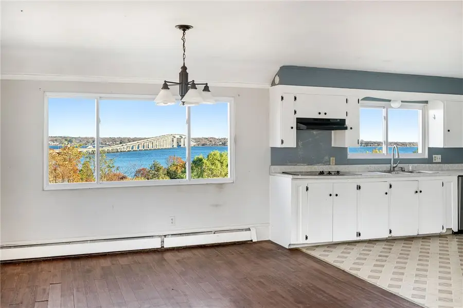 227 Fleetwood Drive, Saunderstown, RI 02874 - Image #2