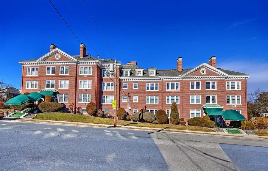 242 President Avenue #11, Providence, RI 02906 - Image #2