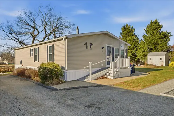 35 Cathy Circle, Portsmouth, RI 02871