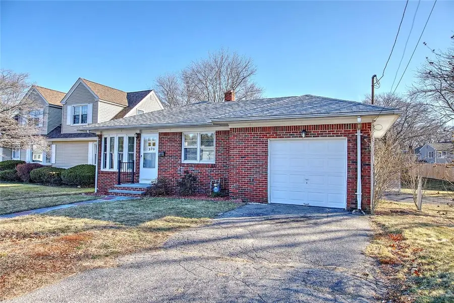 370 Budlong Road, Cranston, RI 02920 - Image #3