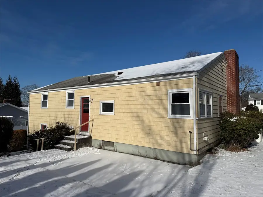 64 Cliffside Drive, Cranston, RI 02920 - Image #2