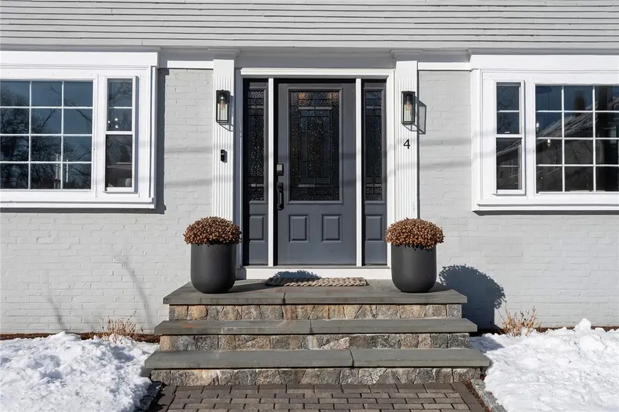 4 Mount Avenue, Providence, RI 02906 - Image #3