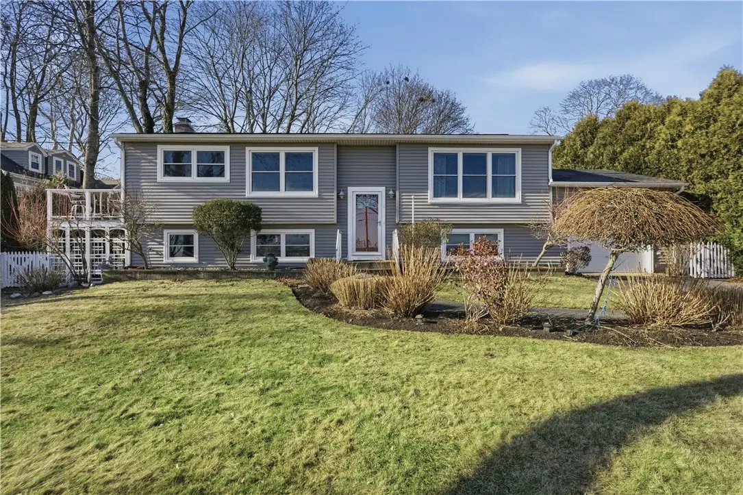 9 Bay Road, Warren, RI 02885 - #1