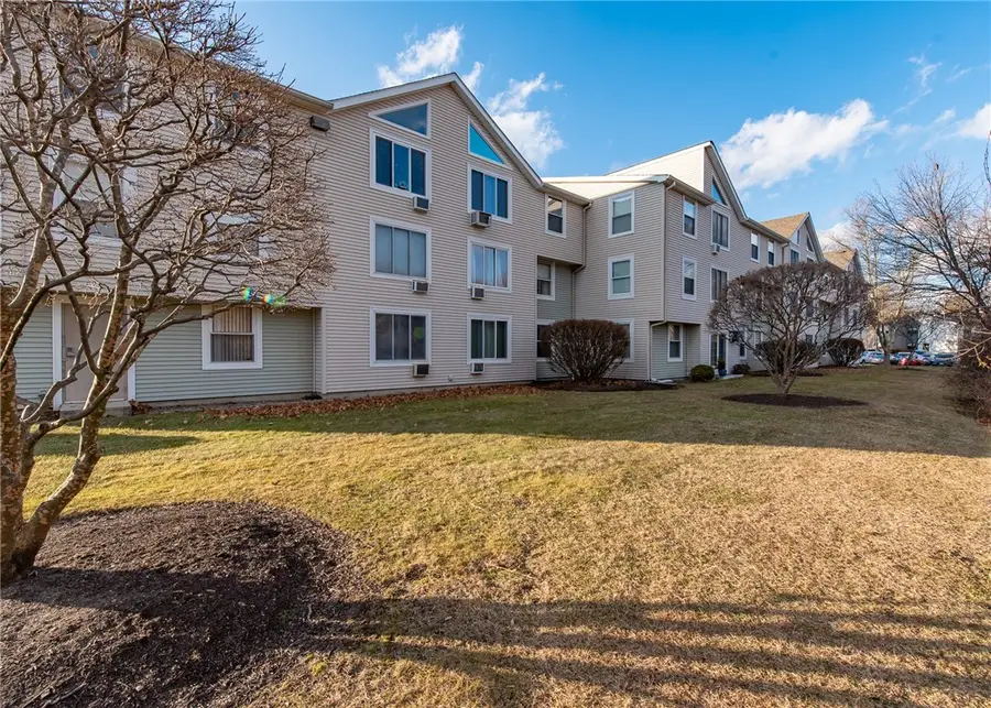 201 Woodlawn Avenue #103, North Providence, RI 02904 - Image #3