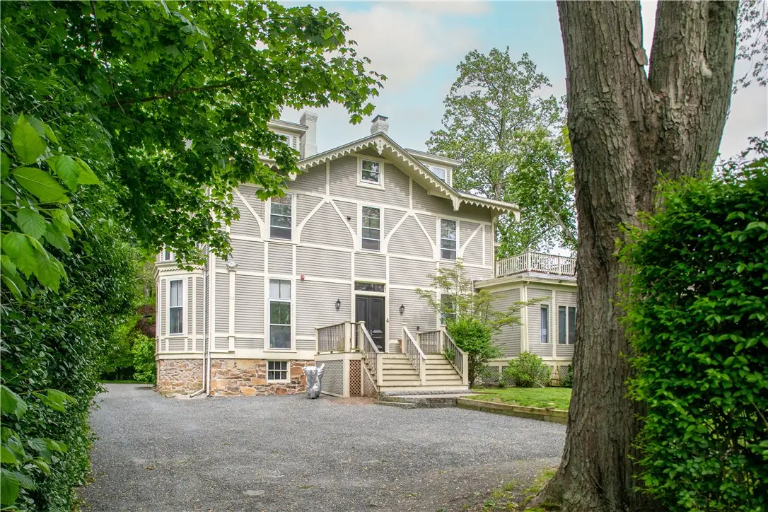 4 Red Cross Avenue #4, Newport, RI 02840 - #1