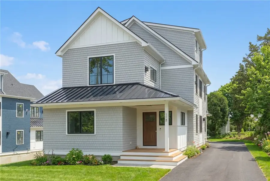 118 Newport Avenue, Middletown, RI 02842 - #3