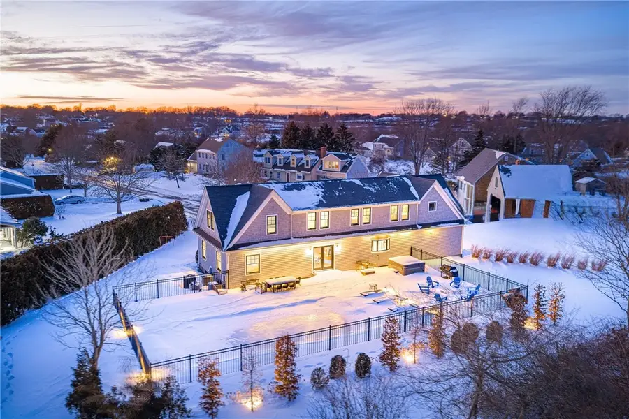 81 Beagle Drive, Middletown, RI 02842 - #3