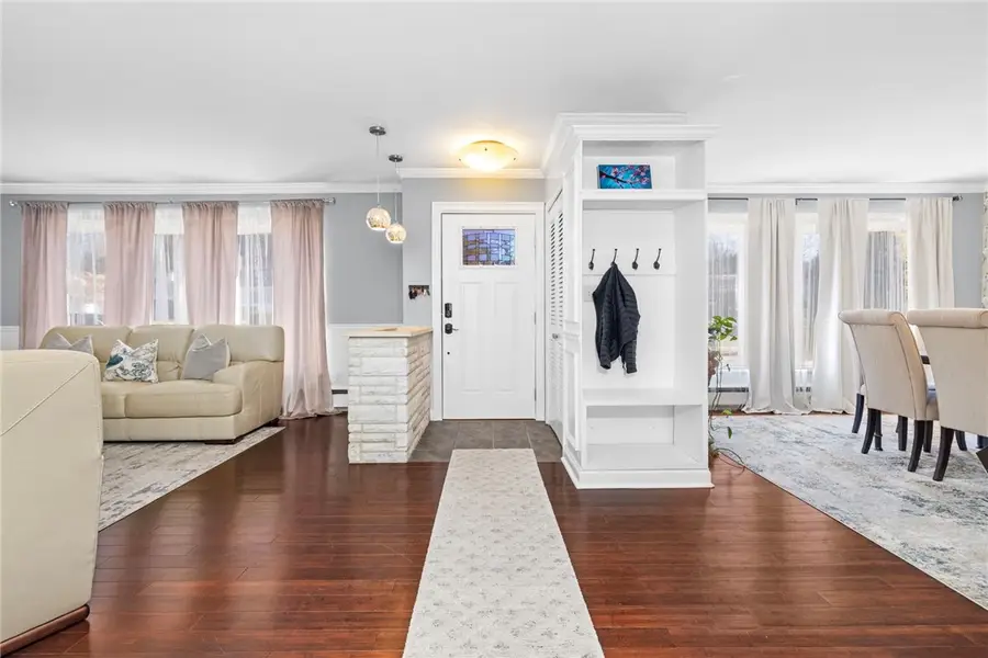 135 Meshanticut Valley Parkway, Cranston, RI 02920 - #3