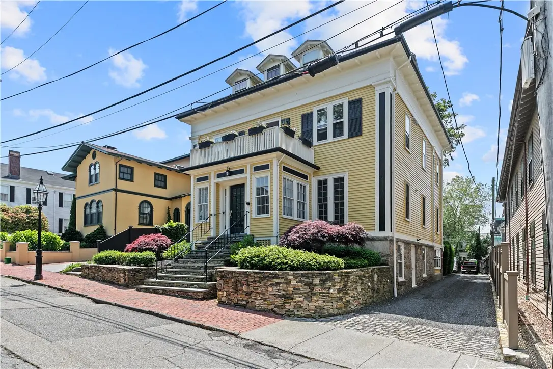 75 Pelham Street #B, Newport, RI 02840 - #1