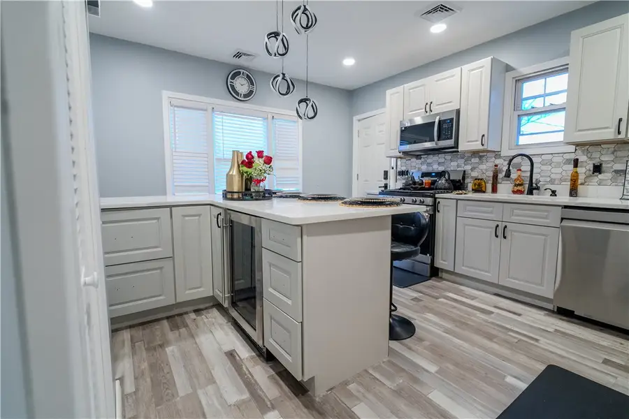 970 York Avenue, Pawtucket, RI 02861 - Image #3