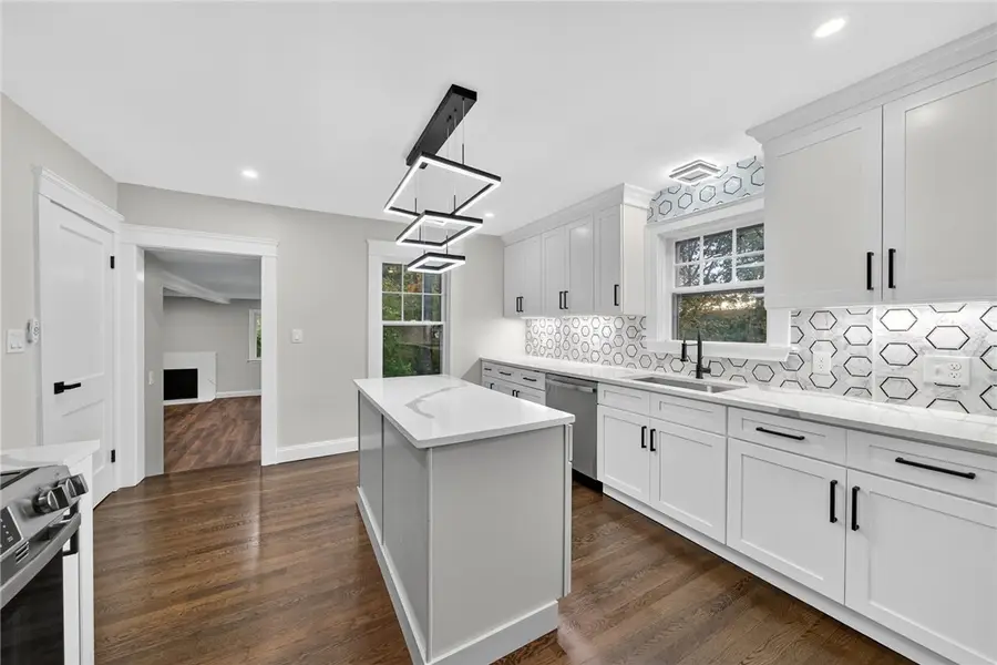 3360 Diamond Hill Road, Cumberland, RI 02864 - #3