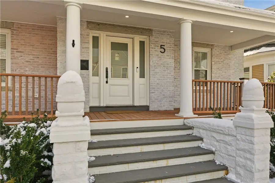 5 Dresser Street, Newport, RI 02840 - Image #2