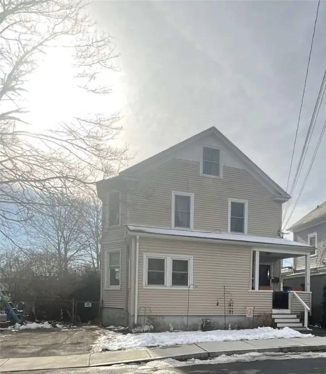 19 Vernon Avenue, Newport, RI 02840 - Image #3