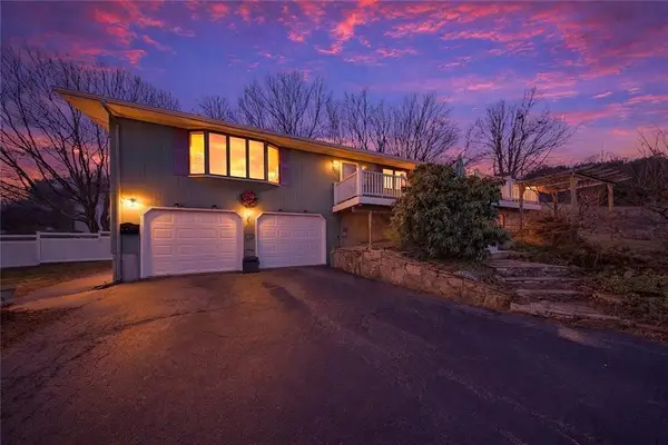 3945 Post Road, Warwick, RI 02886