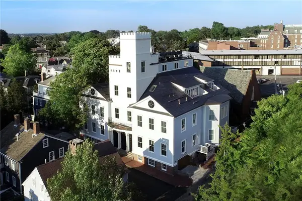 50 School Street #7, Newport, RI 02840