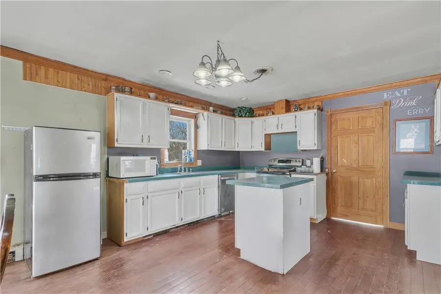 34 Hicks Way, Foster, RI 02825 - Image #2