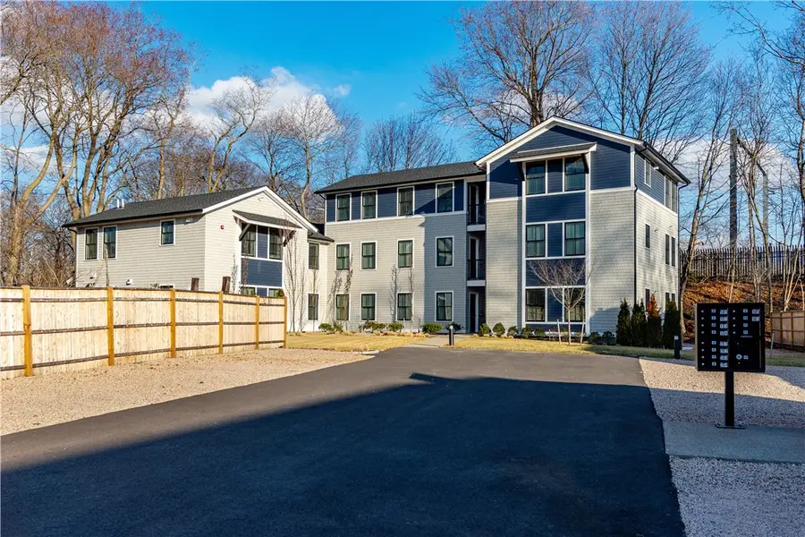 32 Exchange Street #203, East Greenwich, RI 02818 - Image #2