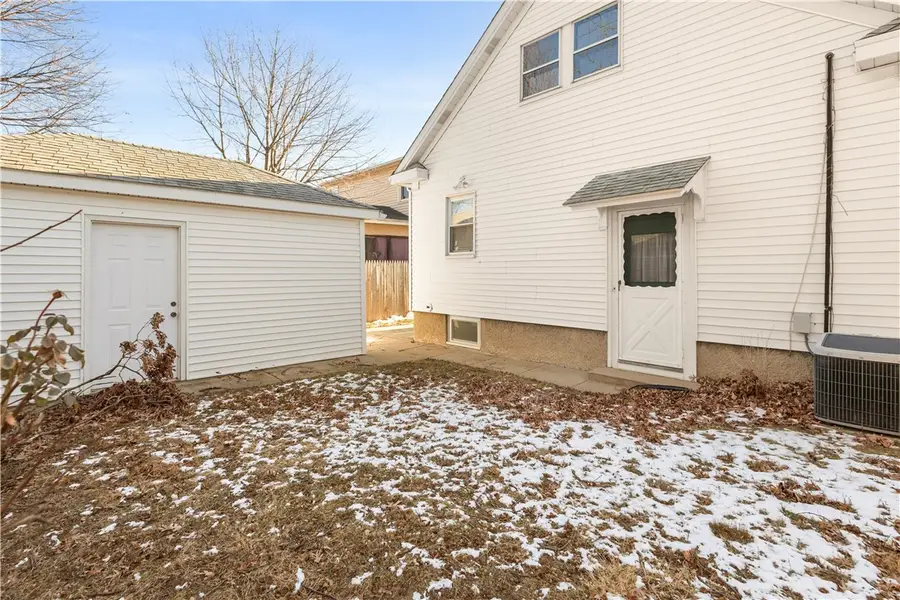 55 Melrose Drive, Cranston, RI 02910 - #3