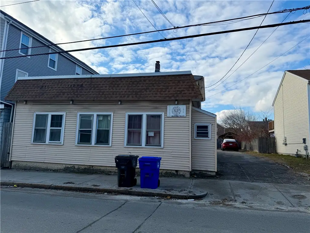 162 Washington Street, Central Falls, RI 02863 - #1